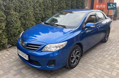 Седан Toyota Corolla 2011 в Києві