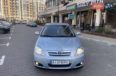 Хэтчбек Toyota Corolla 2005 в Киеве