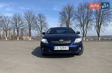 Седан Toyota Corolla 2008 в Звенигородке