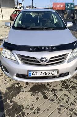 Седан Toyota Corolla 2012 в Луцке