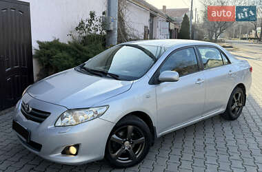 Седан Toyota Corolla 2008 в Одесі