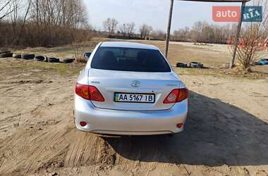 Седан Toyota Corolla 2008 в Києві