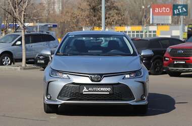 Седан Toyota Corolla 2023 в Києві