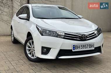 Седан Toyota Corolla 2013 в Одесі