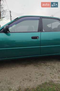 Седан Toyota Corolla 1999 в 