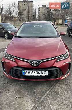 Седан Toyota Corolla 2019 в Києві