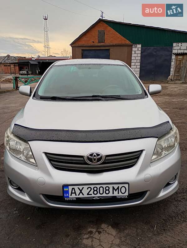 Седан Toyota Corolla 2007 в 