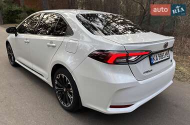Седан Toyota Corolla 2021 в 