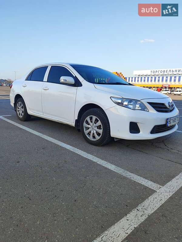 Седан Toyota Corolla 2012 в Львове фото 12 Седан Toyota Corolla 2012 в Львове
