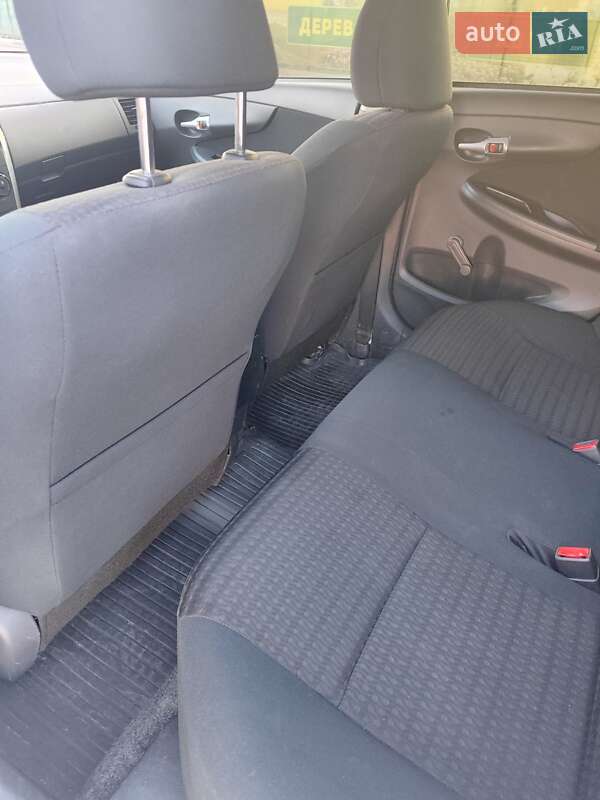 Седан Toyota Corolla 2012 в Львове фото 6 Седан Toyota Corolla 2012 в Львове