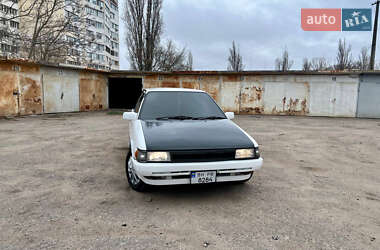 Купе Toyota Corolla 1987 в 