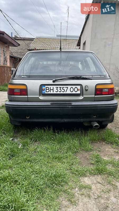 Хэтчбек Toyota Corolla 1987 в Белгороде-Днестровском