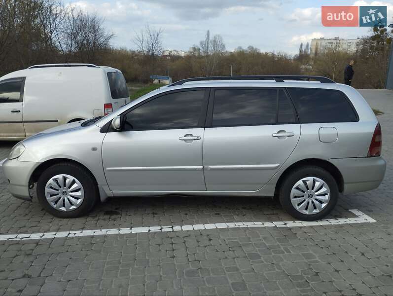 Універсал Toyota Corolla 2005 в Харкові