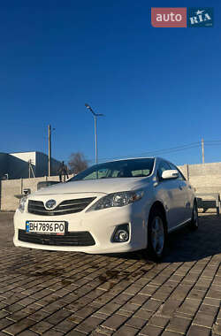 Седан Toyota Corolla 2010 в 