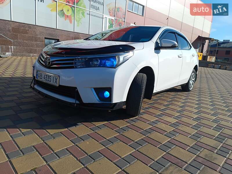 Седан Toyota Corolla 2013 в Гайсину фото 8 Седан Toyota Corolla 2013 в Гайсину