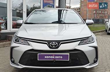Седан Toyota Corolla 2020 в 