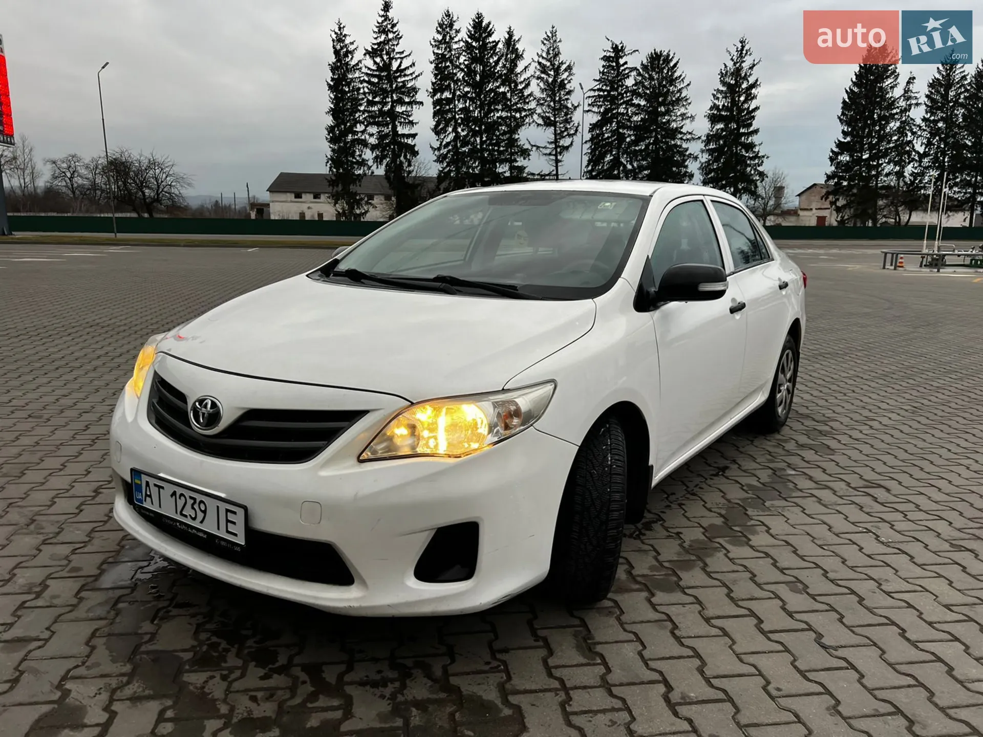 2010 Toyota Corolla - мініатюра 13