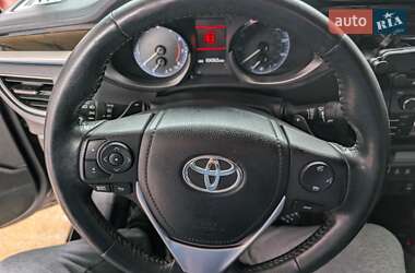 Седан Toyota Corolla 2014 в 
