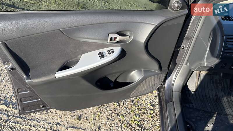 Седан Toyota Corolla 2008 в Одессе фото 20 Седан Toyota Corolla 2008 в Одессе