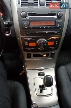 Седан Toyota Corolla 2008 в Тернополі