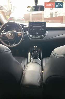 Седан Toyota Corolla 2019 в 