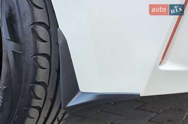 Хэтчбек Toyota Corolla 2018 в 