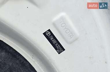 Хэтчбек Toyota Corolla 2018 в 