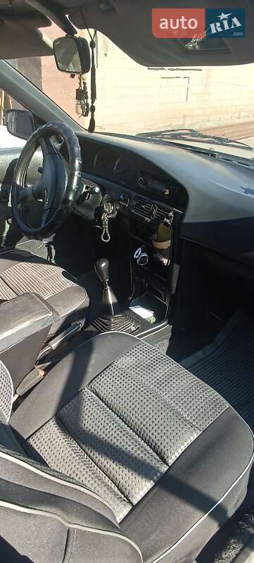 Лифтбек Toyota Corolla 1989 в Запорожье фото 6 Лифтбек Toyota Corolla 1989 в Запорожье