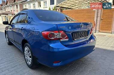 Седан Toyota Corolla 2012 в 