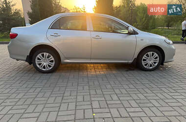 Седан Toyota Corolla 2007 в 