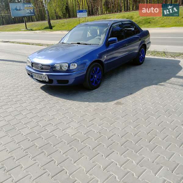 Седан Toyota Corolla 2001 в 