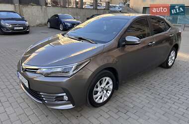 Седан Toyota Corolla 2017 в Києві