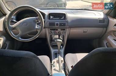 Хэтчбек Toyota Corolla 1998 в 