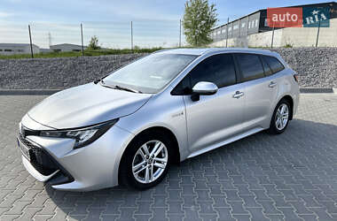Универсал Toyota Corolla 2020 в Киеве