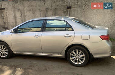 Седан Toyota Corolla 2007 в 