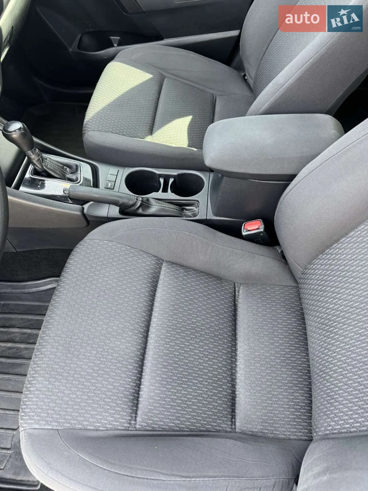 2017 Toyota Corolla - мініатюра 13