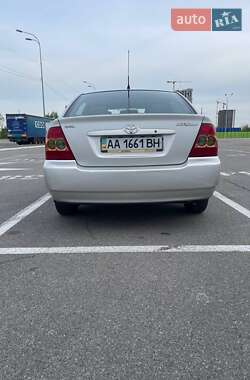 Седан Toyota Corolla 2005 в 