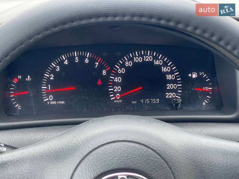 Седан Toyota Corolla 2005 в Киеве