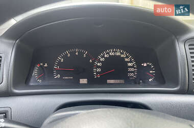 Хетчбек Toyota Corolla 2005 в 