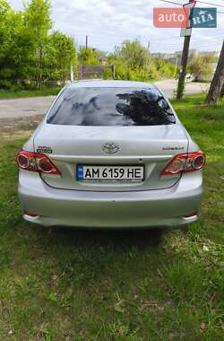 Седан Toyota Corolla 2012 в 