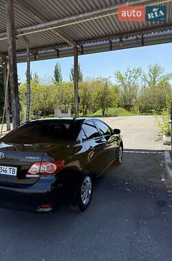 Седан Toyota Corolla 2011 в 
