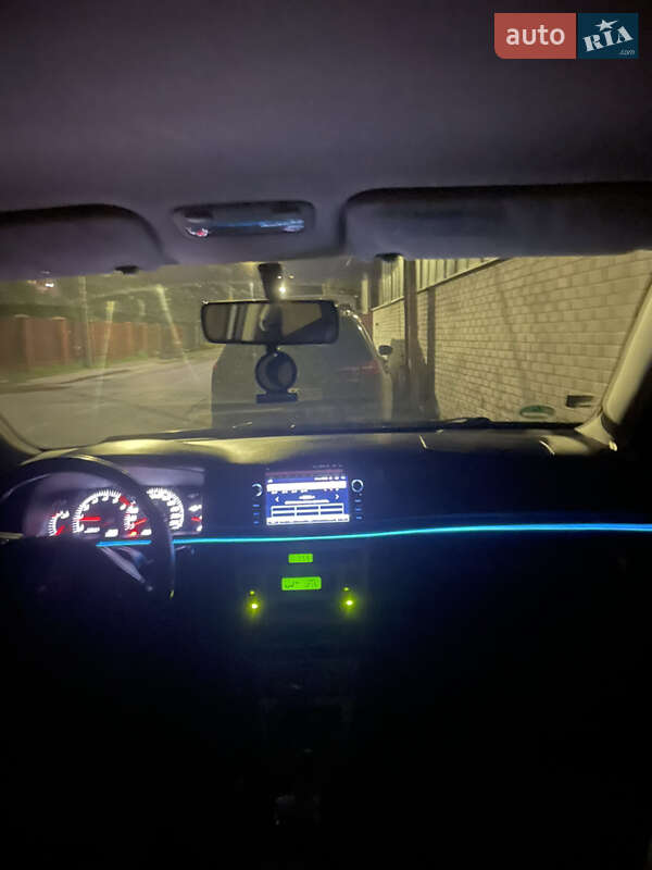 Хетчбек Toyota Corolla 2006 в Рівному