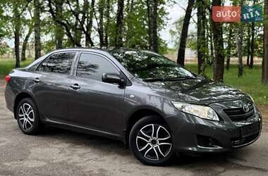 Седан Toyota Corolla 2008 в Охтирці