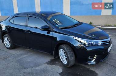Седан Toyota Corolla 2013 в Калинівці