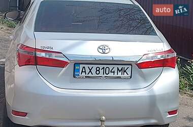 Седан Toyota Corolla 2015 в 