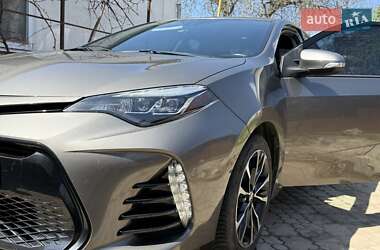 Седан Toyota Corolla 2017 в Кропивницькому