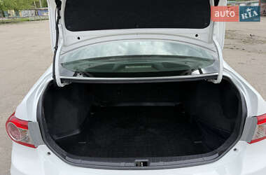 Седан Toyota Corolla 2010 в 