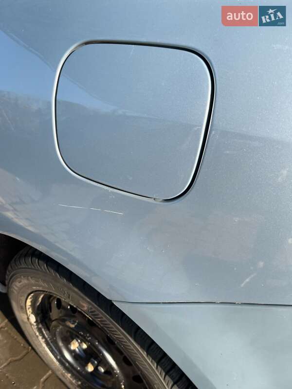 Хэтчбек Toyota Corolla 2006 в Полтаве