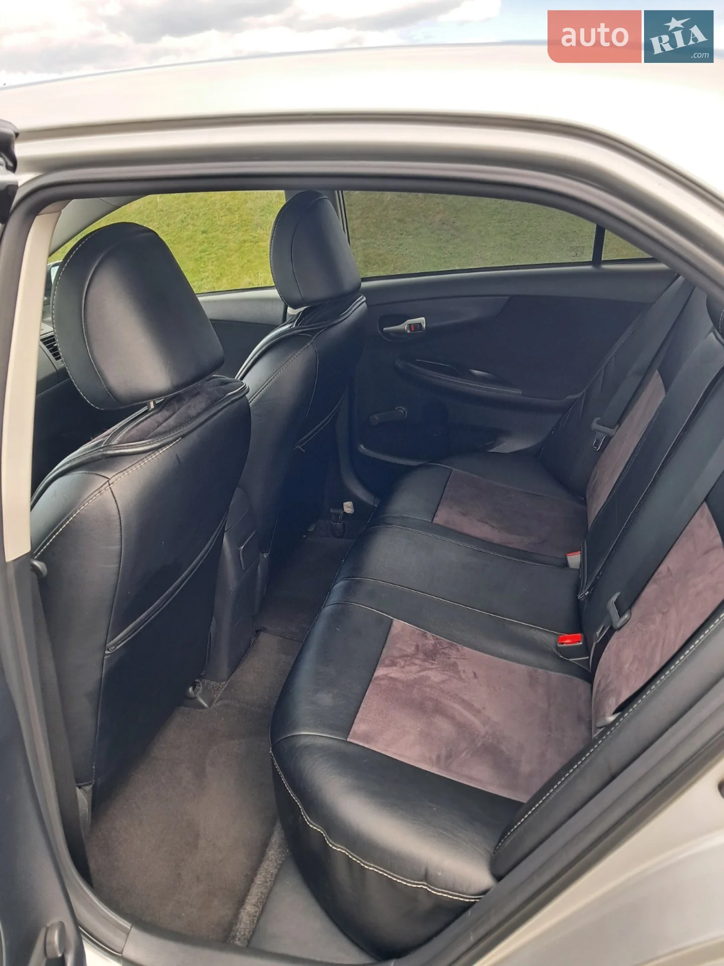 2013 Toyota Corolla - мініатюра 3