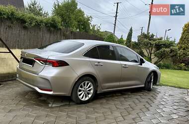 Седан Toyota Corolla 2019 в 